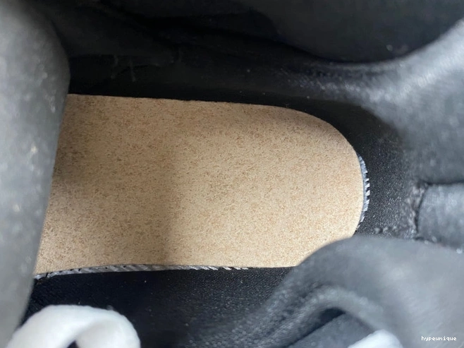 HYPE Jordan Bugs Bunny (2013) Retro 305381-103 Air 8 0813